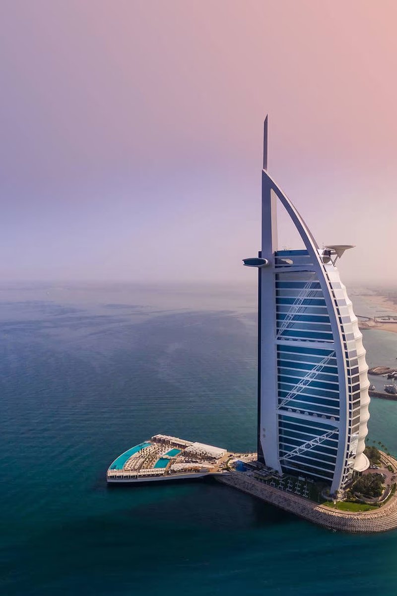 Dubai – Fényűzés, sivatag, ikonikus városkép